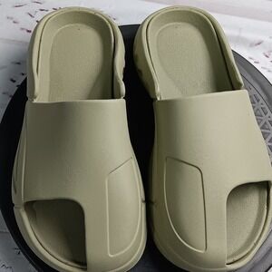 Sia Collective Mens Casual Slides Sandal Comfort Non Slip Slip On Khaki Size 6/7